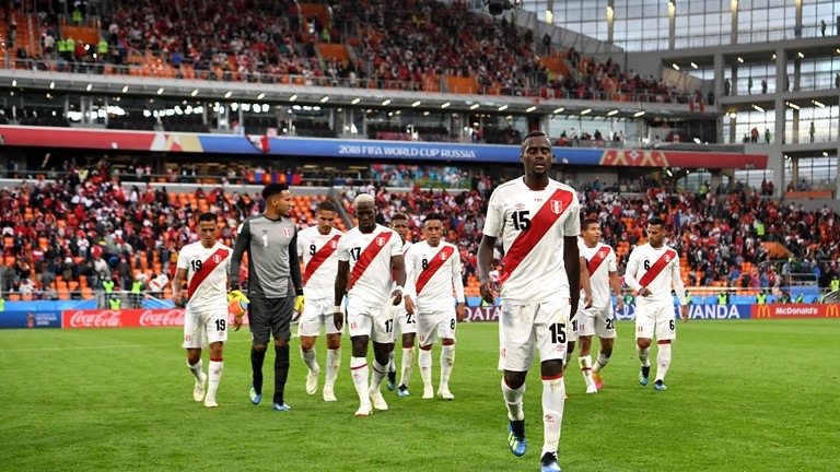 Thua Đan Mạch 0-1 và Pháp 0-1, Peru bị loại sớm
