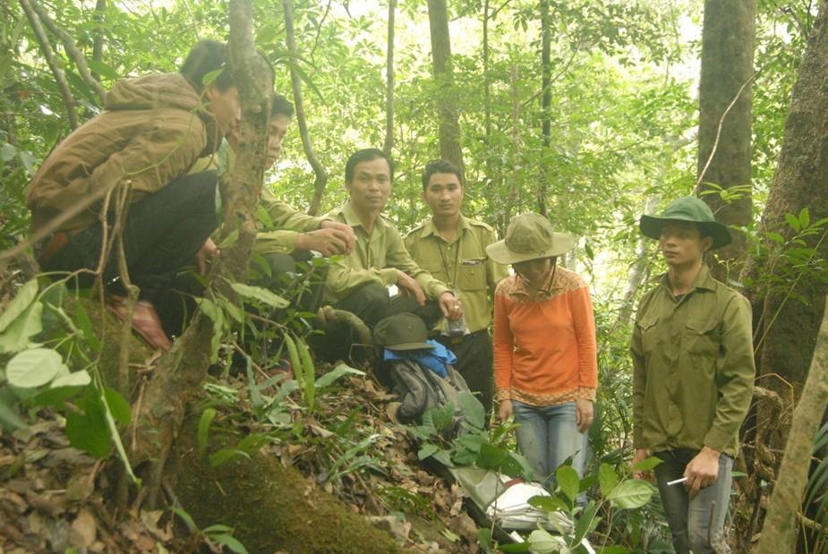 Giờ phút nghỉ ngơi của CBCNVC Khu bảo tồn thiên nhiên Bắc Hướng Hóa (huyện Hướng Hóa, tỉnh Quảng Trị). Ảnh: TV.