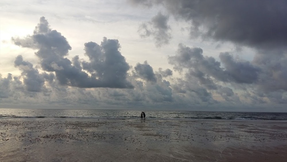 Bãi biển Quan Lạn. Ảnh: Nguyễn Hùng