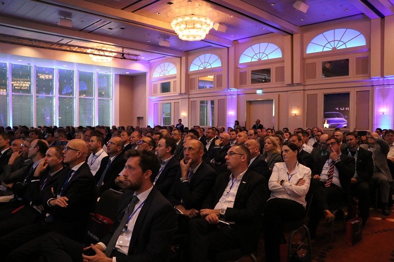 Hơn 300 nhà cung cấp quốc tế tham dự hội thảo bày tỏ sự quan tâm lớn đến dự án VinFast