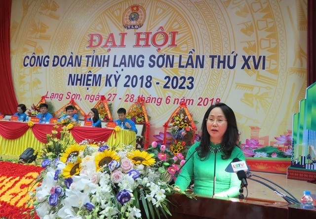 Đồng chí Lâm Thị Phương Thanh - Ủy viên TƯ Đảng, Bí thư Tỉnh ủy Lạng Sơn phát biểu chỉ đạo tại Đại hội. Ảnh: Xuân Trường