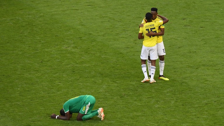Sau khi Colombia có bàn thắng dẫn trước Senegal ở phút 74, Nhật Bản không tấn công để kiếm tìm bàn thắng dù bị Ba Lan dẫn 1-0. Ảnh: FIFA