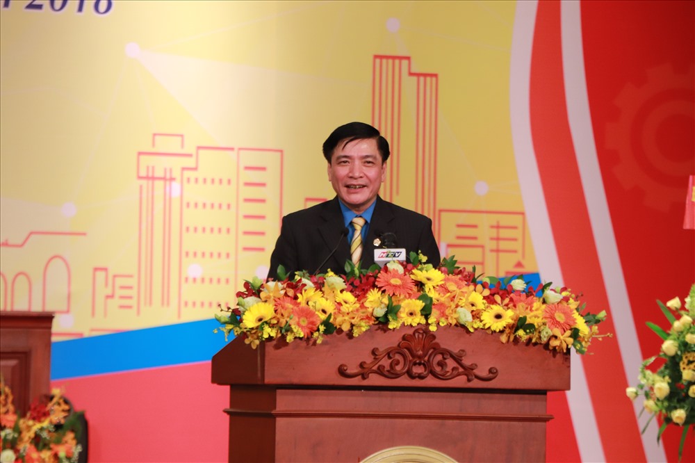 Chủ tịch Tổng LĐLĐ VN Bùi Văn Cường phát biểu tại Đại hội