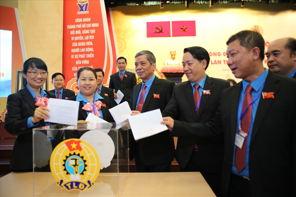 Đại hội đã bầu ra Ban chấp hành LĐLĐ TPHCM gồm 61 thành viên