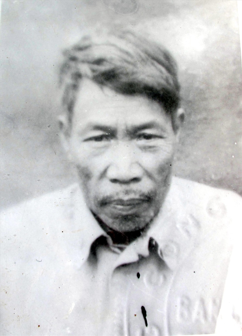 Ông Pờ Pố Chứ, một trong những đảng viên đầu tiên ở vùng đất ngã ba biên giới Việt – Lào – Trung (ảnh tư liệu)