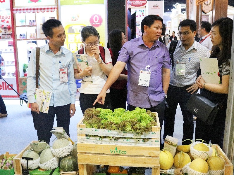 Nằm trong danh sách 30 doanh nghiệp Việt Nam tham dự hội chợ lần này, với tâm thế một doanh nghiệp mạnh về nông nghiệp Việt, VinEco gây ấn tượng mạnh mẽ tới các nhà phân phối, nhập khẩu quốc tế với hơn 50 sản phẩm đặc trưng nhất, phù hợp với thị hiếu của người tiêu dùng