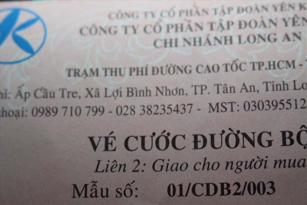 BOT đường cao tốc TP.HCM - Trung Lương vẫn ghi trên vé là “Trạm thu phí“.