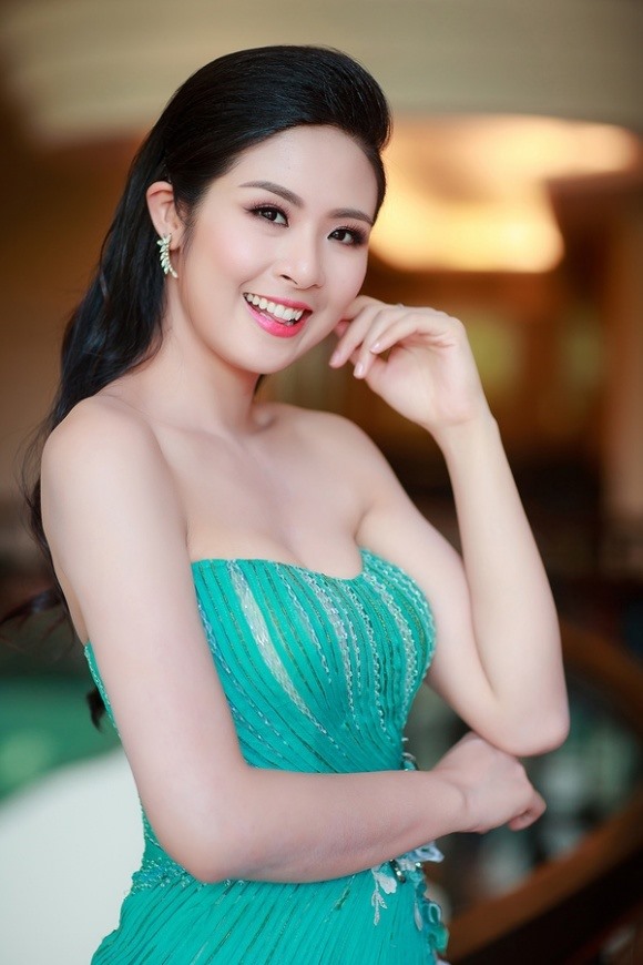 Hoa hậu Ngọc Hân ủng hộ bỏ phần thi áo tắm