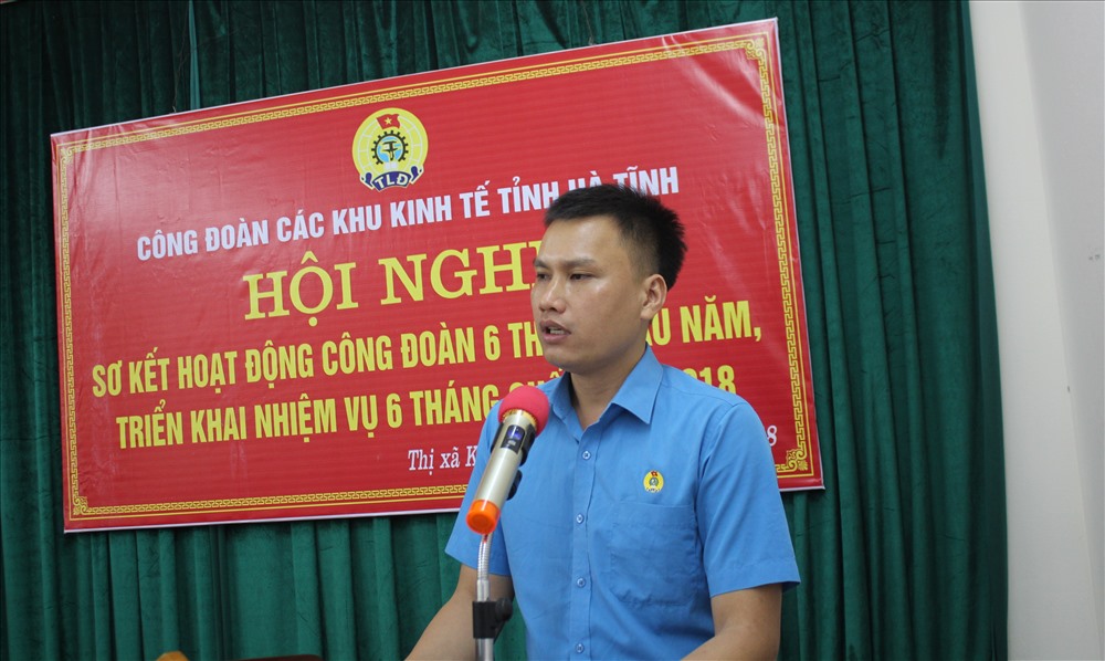 Ông Nguyễn Đức Thạch - Chủ tịch CĐ các KKT tỉnh Hà Tĩnh phát biểu tại hội nghị. Ảnh: Trần Tuấn