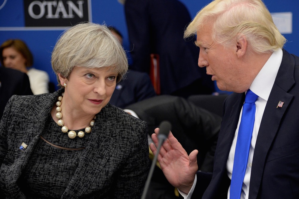 Tổng thống Donald Trump và Thủ tướng Theresa May. Ảnh: Reuters
