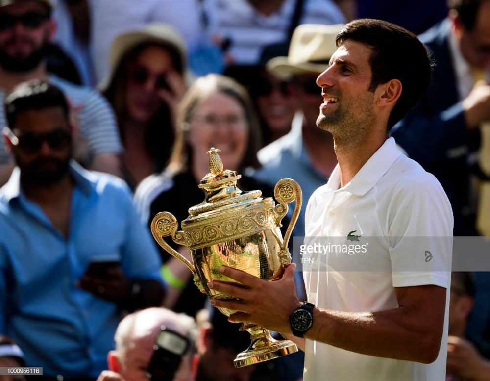 Vinh quang tại Wimbledon thêm một lần gọi tên Djokovic. Ảnh: Getty.