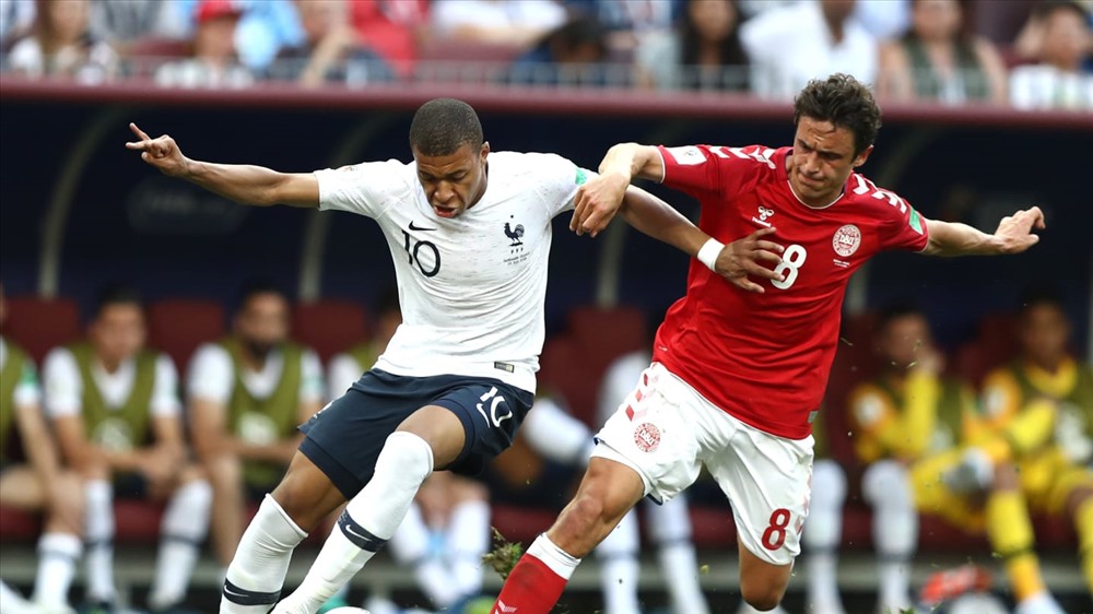 Trận hòa 0-0 duy nhất tại World Cup 2018 giữa ĐT Pháp và Đan Mạch ở vòng bảng nhận một làn sóng chỉ trích từ người hâm mộ khi hai đội thi đấu không hết mình và không cống hiến cho khán giả.