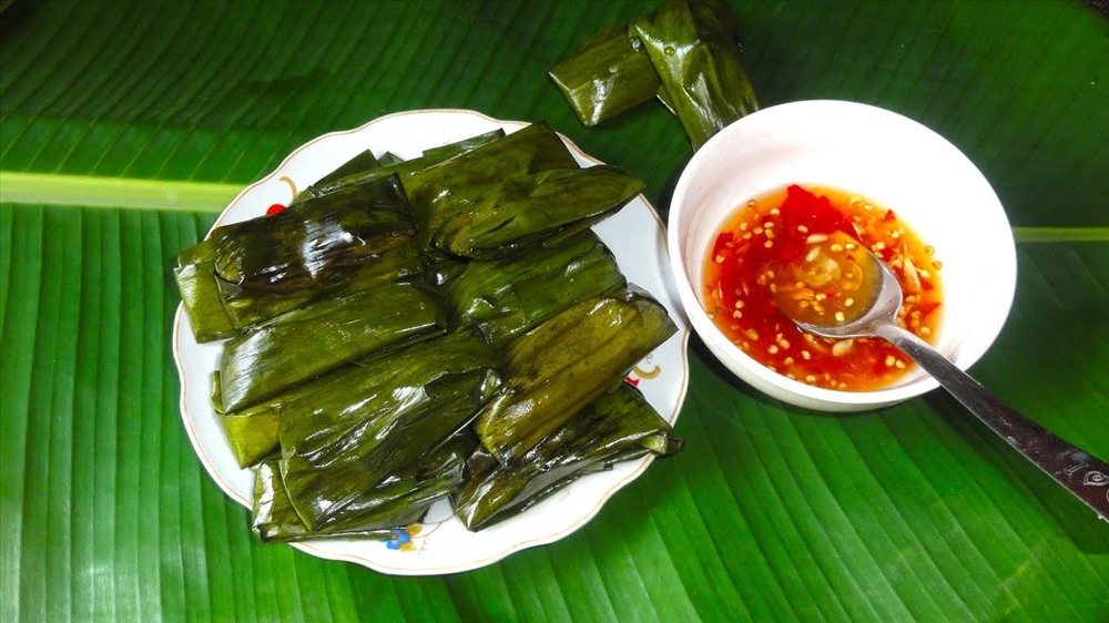 Bánh lọc ngon là bánh phải trong ăn phải dai, còn nóng và có mùi thơm của lá chuối. Bánh lọc có mặt ở hầu hết mọi nơi của Huế, từ thành phố cho đến nông thôn. Du khách có thể bắt gặp nhiều quán bánh lọc trên dọc các con phố Huế hoặc những người bán bánh lọc dạo từ những gánh hàng của các o, các mệ, cho đến các quán ăn vỉa hè.