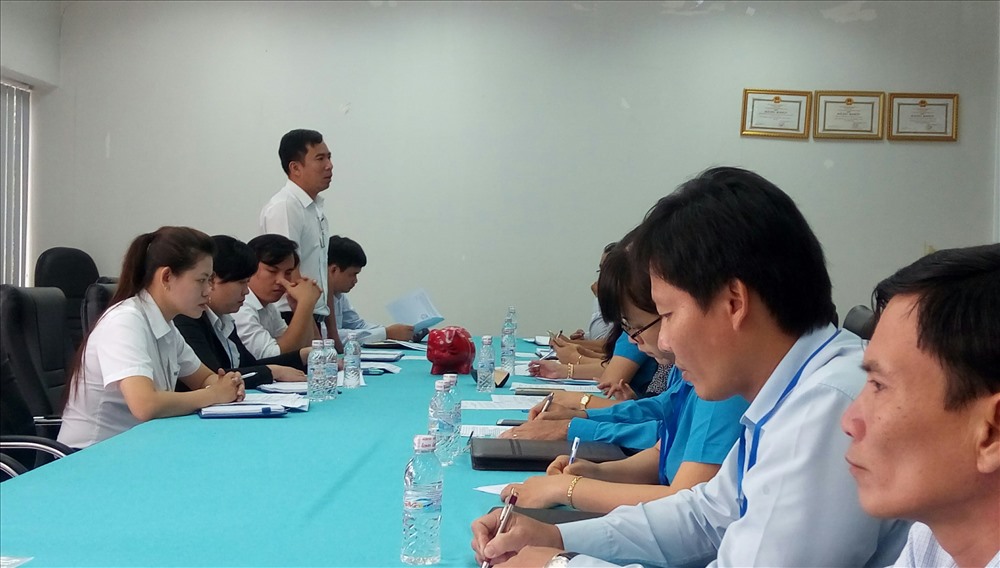 Ông Lê Đình Tuấn – Giám đốc Cty chia sẻ với lãnh đạo LĐLĐ tỉnh