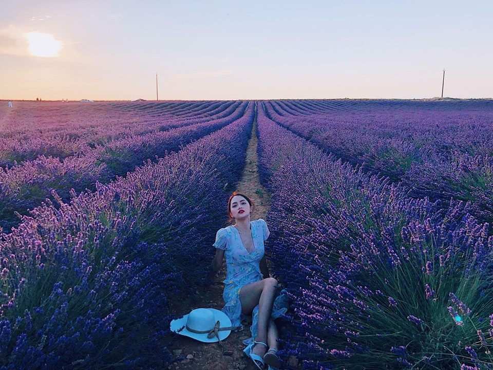Mê mẩn vẻ đẹp của những cánh đồng hoa lavender ở Grasse, Pháp | VIETRAVEL