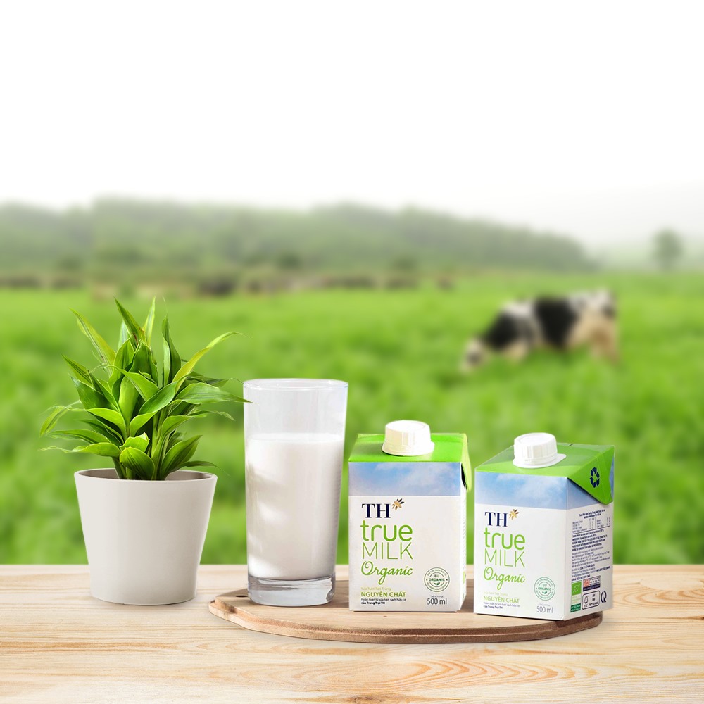 Hiện trên thị trường sữa tươi TH true MILK organic được phân phối bao bì 500ml và 1 lít
