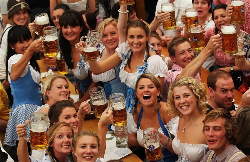 Oktoberfest là lễ hội bia được chờ đón nhất tại Đức. Ảnh: Reuters