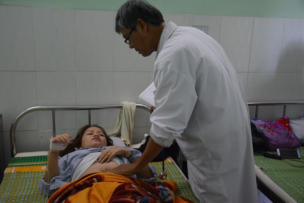 Cô Nguyễn Thị Thanh Mai phải trở lại bệnh viện để điều trị. Ảnh: Đ.V