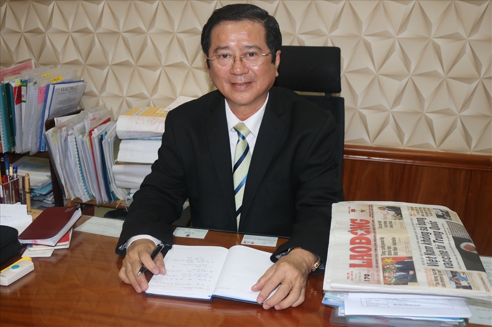 LS Nguyễn Văn Hậu - Phó Chủ tịch Hội Luật gia TP.HCM trao đổi với PV Báo Lao Động. Ảnh V.H