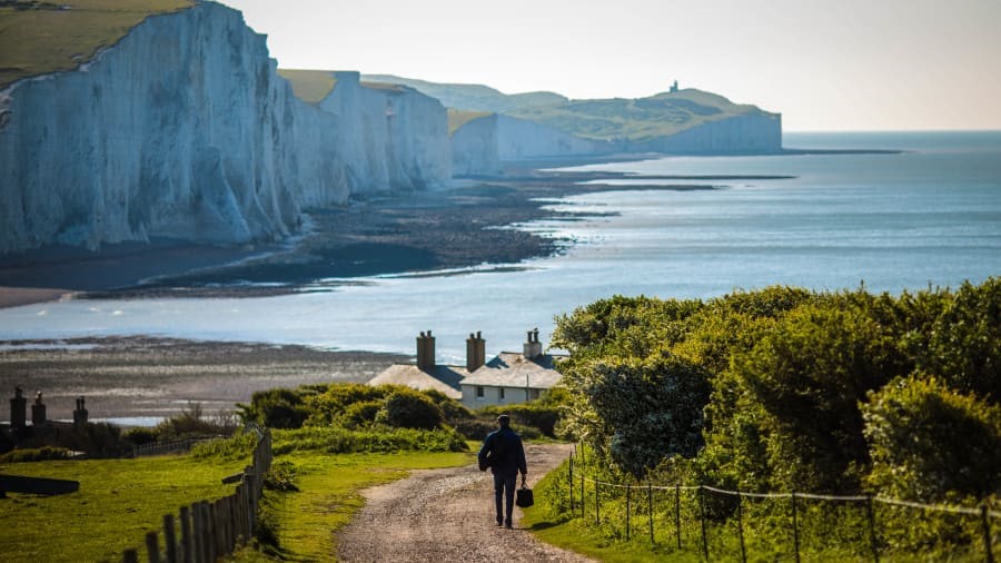 Vách đá nổi tiếng Seven Sisters thuộc công viên quốc gia ở East Sussex, Anh. (Ảnh: Getty Images)