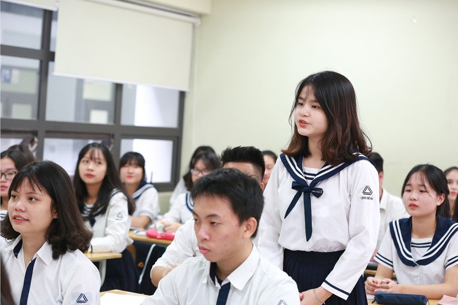 Học sinh trường dân lập Lương Thế Vinh (Hà Nội) trong giờ lên lớp. Ảnh: HẢI NGUYỄN
