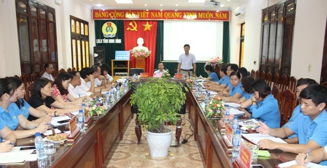 Các đại biểu nghe đồng chí Nguyễn Ngọc Hiển - Tổng Biên tập Báo Lao Động phát biểu