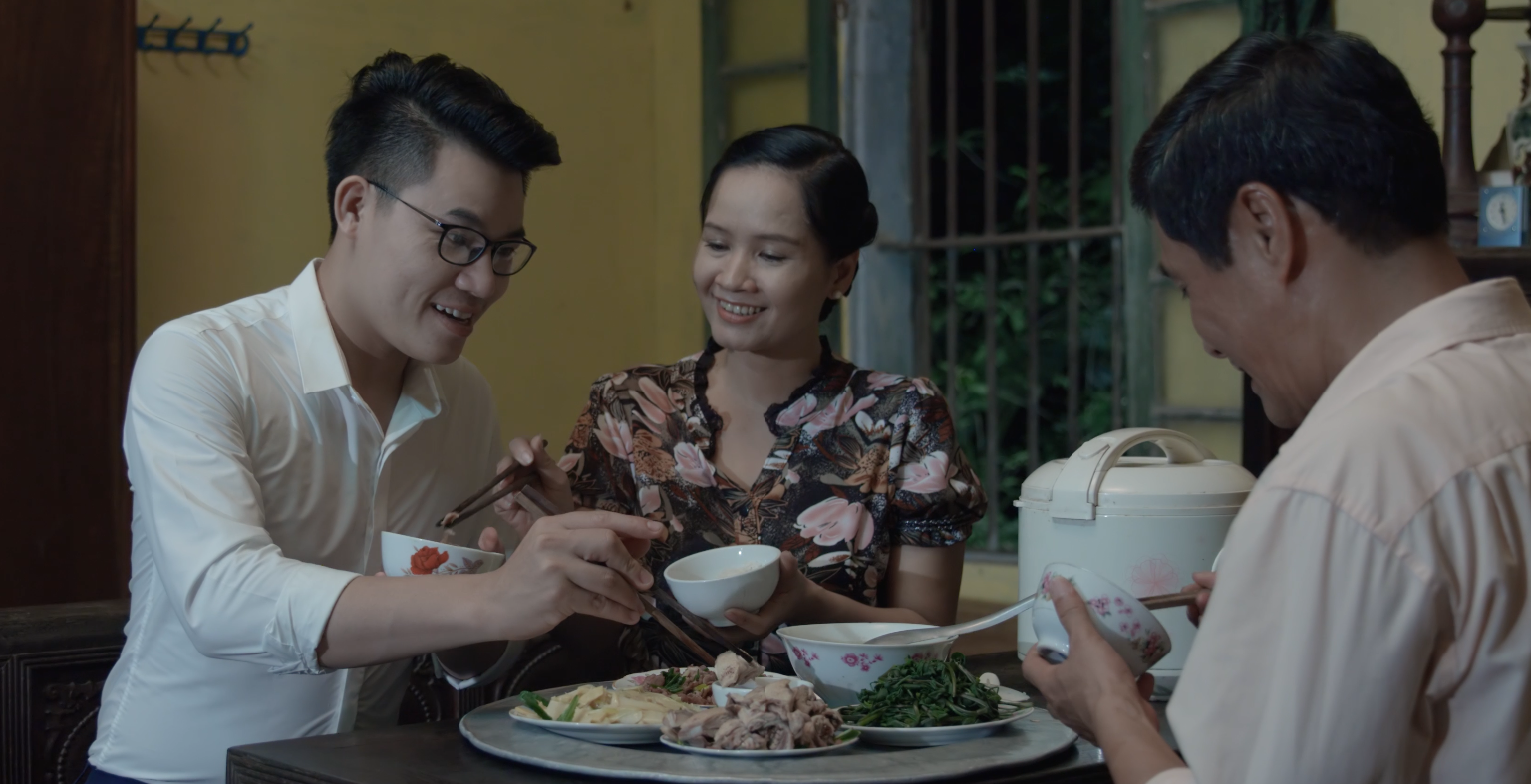 Diễn viên “mẹ chồng” Lan Hương nhận lời góp mặt trong MV của Duy Cường. 