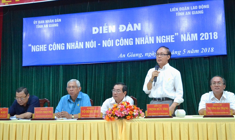 Không chỉ được chăm lo vật chất, LĐLĐ An Giang còn mở diễn đàn “Nghe CN nói - Nói CN nghe” để tạo kênh tương tác. Ảnh: Lục Tùng