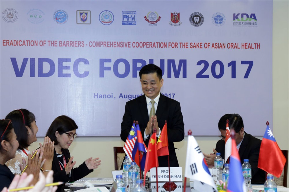 GS Trịnh Đình Hải tại VIDEC forum 2017. Ảnh: BVCC