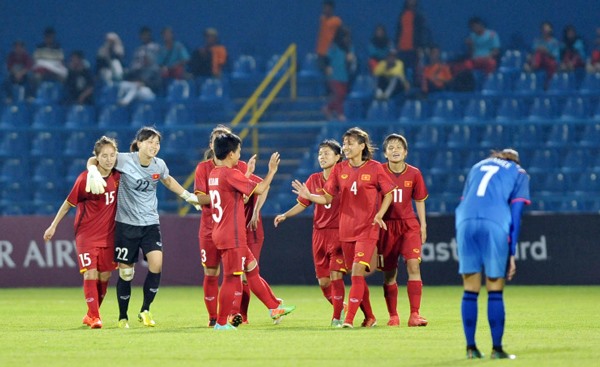 Tuyển nữ Thái Lan đã chia tay ASIAD 18 ngay ở vòng bảng sau 2 trận toàn thua. Ảnh: VFF