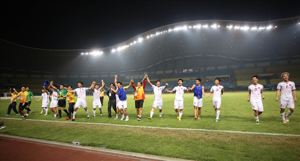 U23 Việt Nam là những chiến binh quả cảm, họ xứng đáng là những người hùng của bóng đá Việt Nam. Ảnh: Đ.Đ