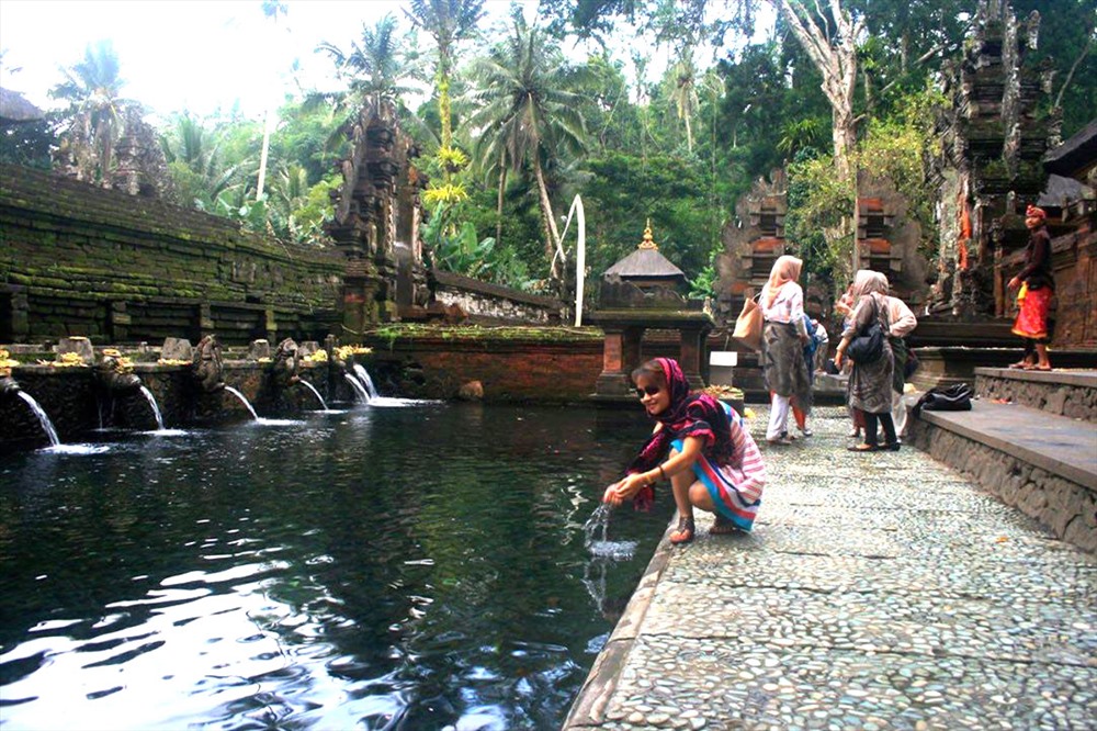 Ở Bali mà nghe nhớ Hội An