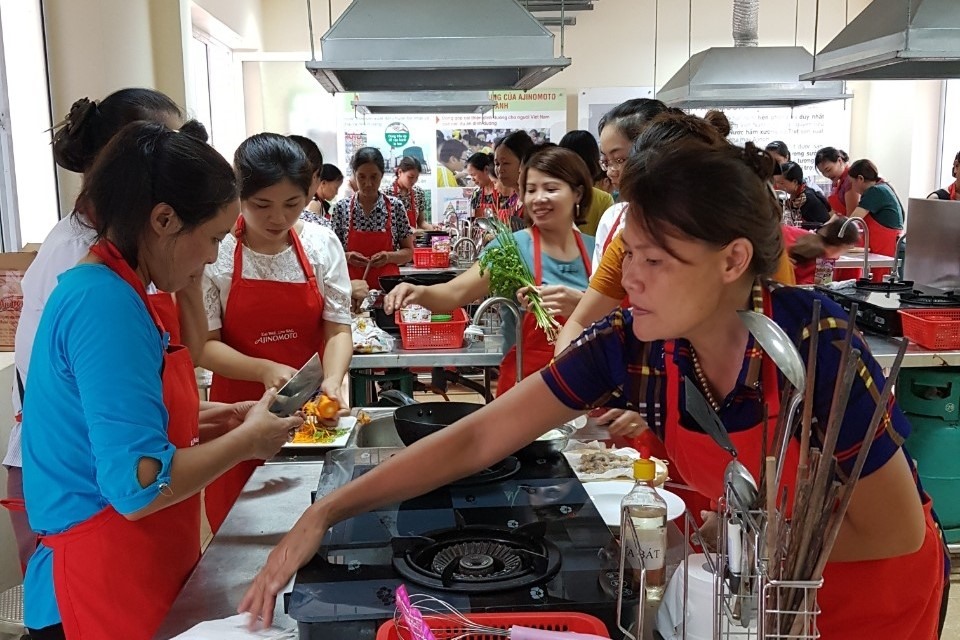 Phòng thực hành nấu ăn do Ajinomoto Việt Nam tài trợ.