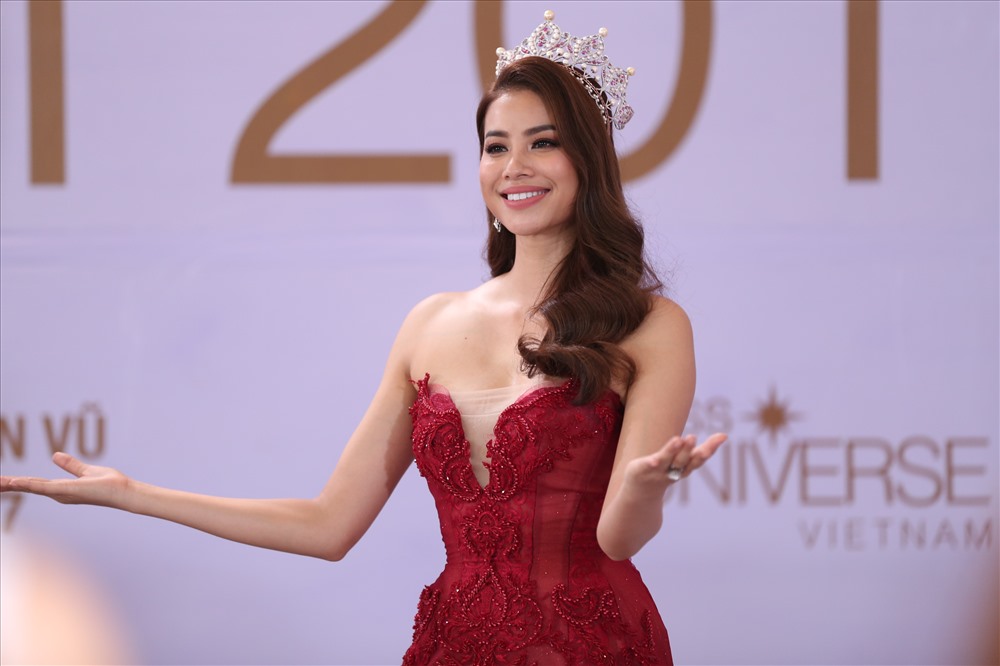 Hoa hậu Hoàn vũ Việt Nam 2015 Phạm Hương.