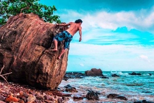 Đảo Phú Quốc lung linh qua bộ ảnh của du khách nước ngoài.Ảnh: @joel.mccooey, @eleswims, @fabiansarusz