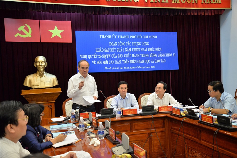Bí thư Thành ủy TPHCM Nguyễn Thiện Nhân cho rằng cao hơn nữa tính nghiêm túc kỳ thi THPT quốc gia “2 trong 1“.