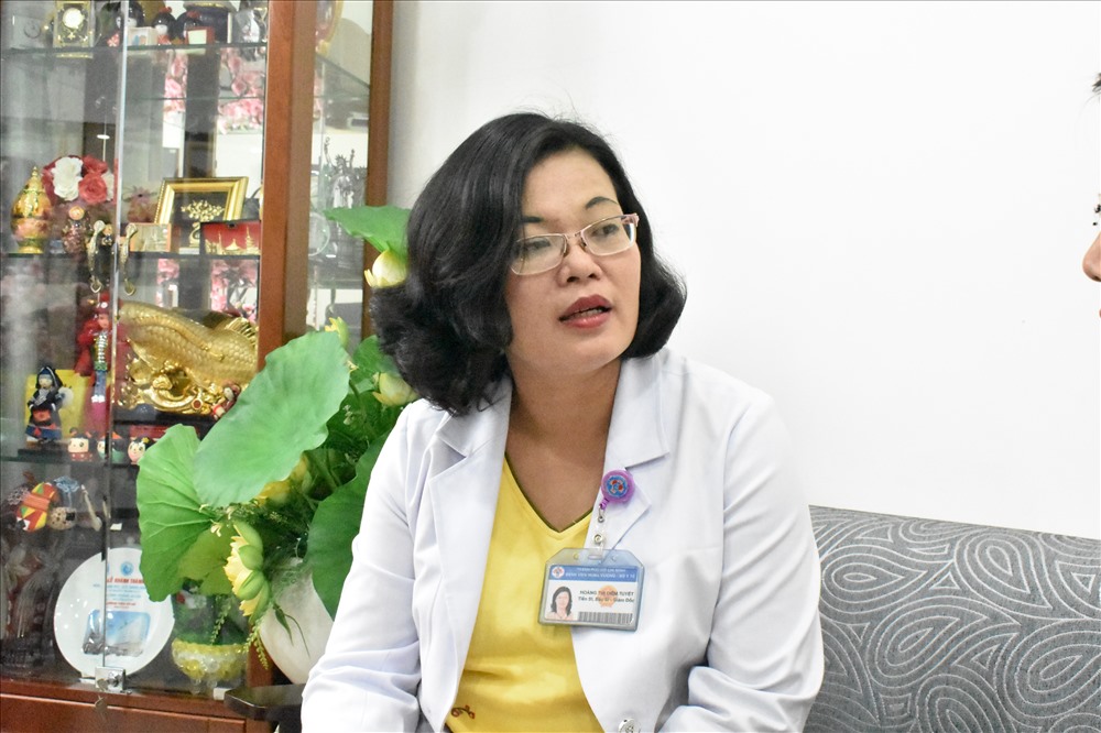 Theo Bác sĩ Hoàng Thị Diễm Tuyết, Giám đốc Bệnh viện Hùng Vương (TP.HCM) việc sử dụng các dung dịch mang thai theo ý muốn này có thể gây nhiễm khuẩn âm đạo, viêm nhiễm đường sinh dục,… 