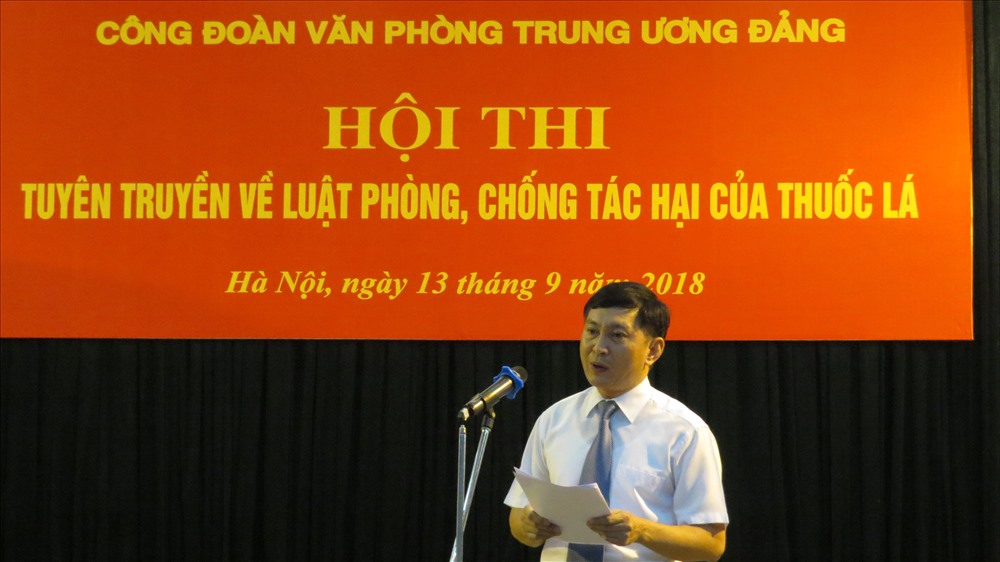 Đồng chí Lê Khánh Toàn - Phó Bí thư Đảng uỷ, Chủ tịch Công đoàn Văn phòng Trung ương Đảng phát biểu tại hội thi.