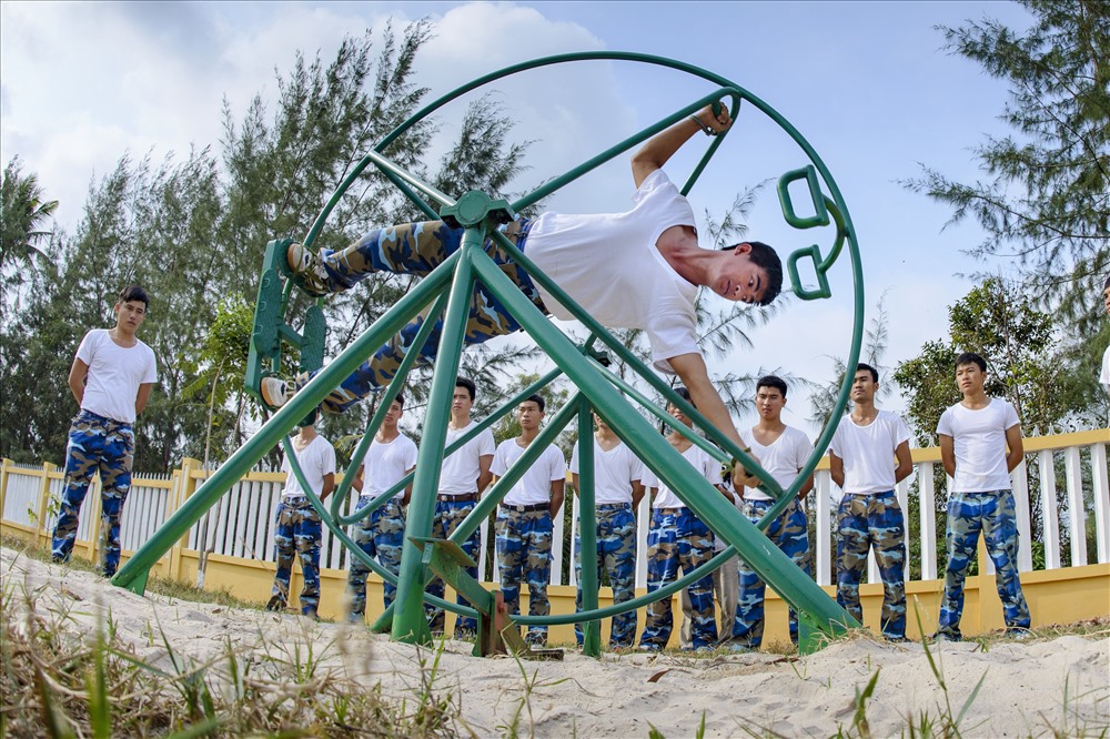 Bài tập chống say sóng.