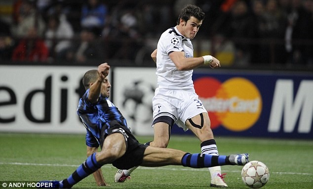 Gareth Bale (áo trắng) từng lập hat-trick vào lưới Inter Milan khi còn đá cho Tottenham. Ảnh: Daily Mail.