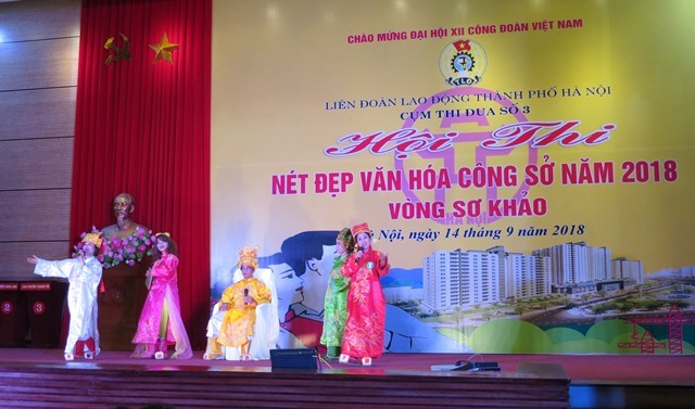 một tiết mục tại Hội thi “Nét đẹp văn hóa công sở” năm 2018 vòng sơ khảo ở Cụm Thi đua số 3. Ảnh: Xuân Trường