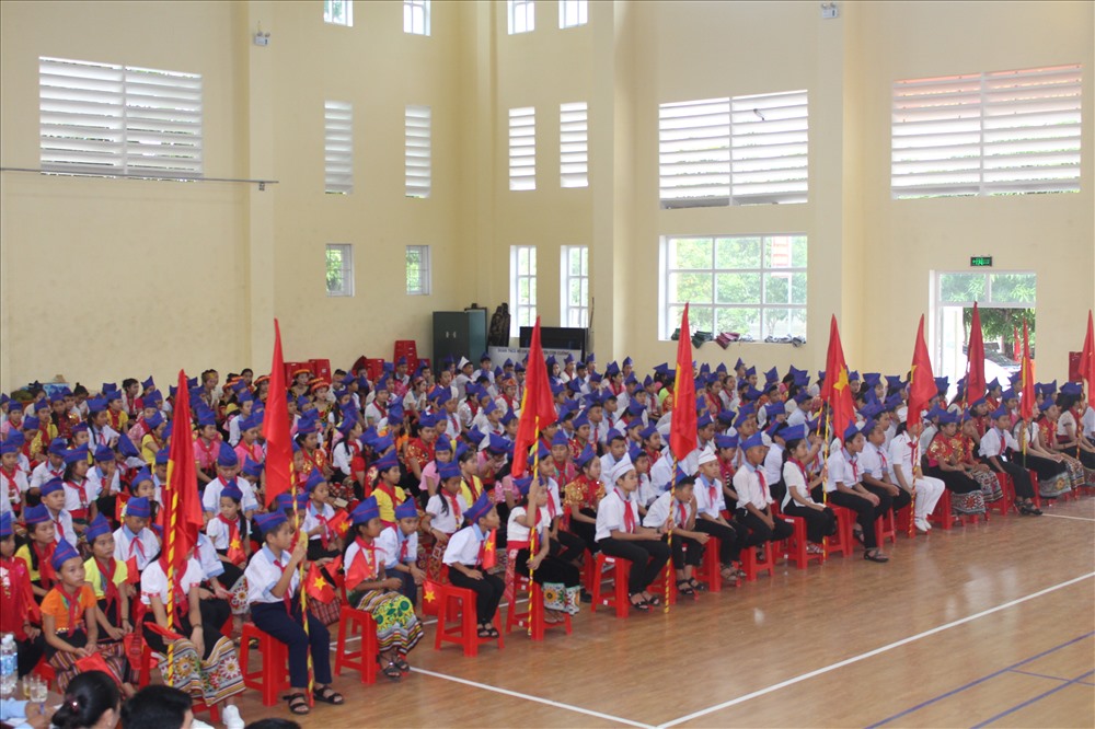 300 học sinh của trường có mặt đầy đủ trong ngày khai giảng