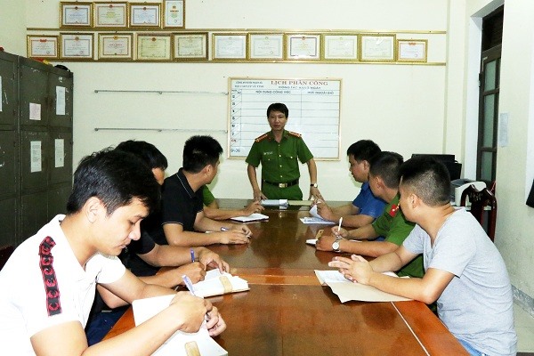 Lực lượng công an họp bàn triển khai kế hoạch đánh án