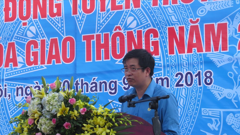 Phó Chủ tịch CĐ GTVT VN Phạm Hoài Phương phát biểu tại buổi lễ.