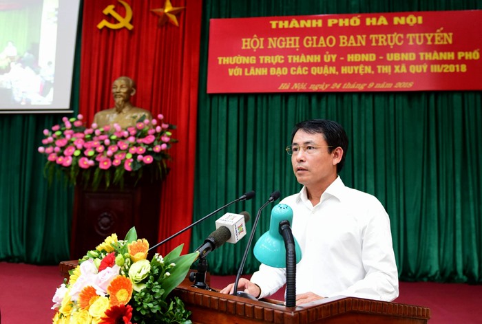 Giám đốc Sở TN&MT Nguyễn Trọng Đông trình bày báo cáo của Ban Cán sự Đảng UBND TP