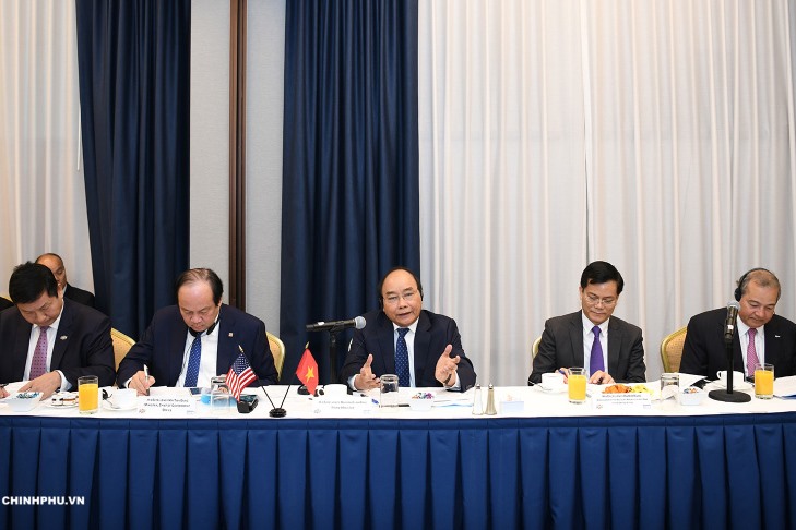 Thủ tướng Nguyễn Xuân Phúc dự tọa đàm với các doanh nghiệp hàng đầu Mỹ. Ảnh: VGP.