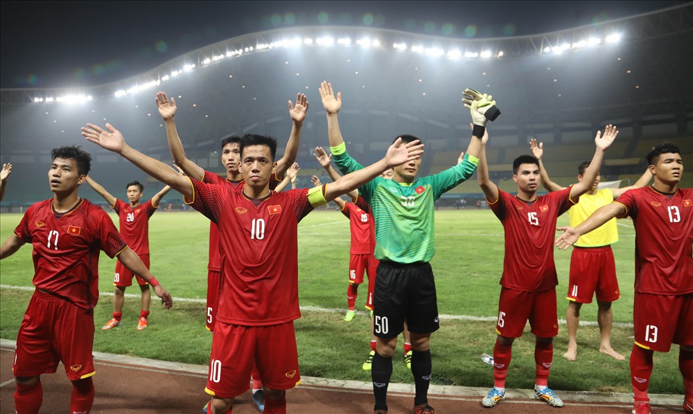 U23 Việt Nam sẽ là nòng cốt của ĐTQG ở kì AFF Cup sắp tới và được kì vọng tái lập kì tích vô địch Đông Nam Á 10 năm trước. Ảnh: Đ.Đ