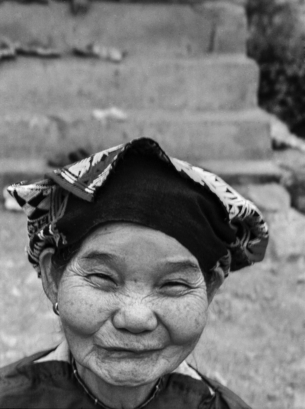 Một cụ già người dân tộc Mường ở Bá Thước, Thanh Hóa.
Cụ nói, cụ chưa từng được chụp ảnh lần nào trong đời.