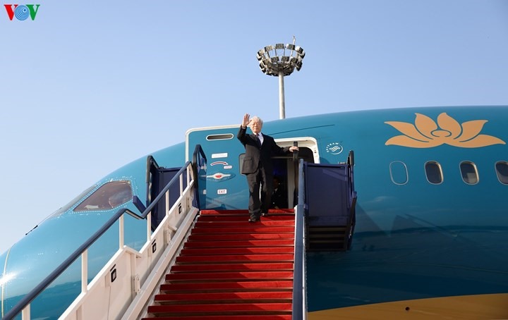 Tổng Bí thư Nguyễn Phú Trọng đến sân bay quốc tế Ferenc Lizt ở thủ đô Budapest. Ảnh: VOV