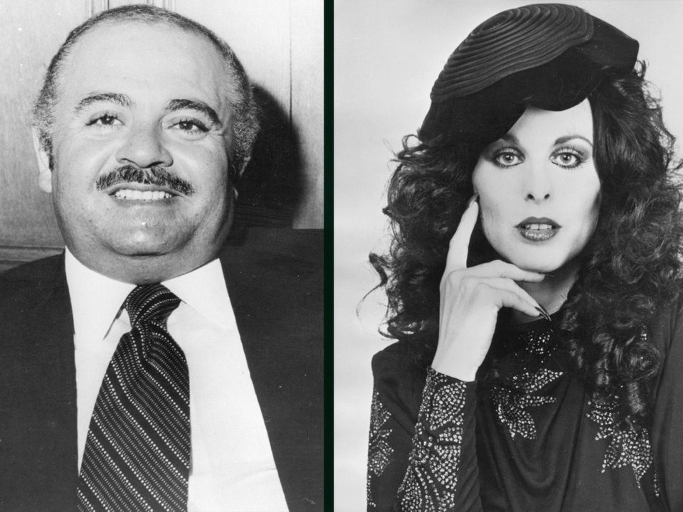 Năm 1961, nhà buôn vũ khí Saudi Arabia là Adnan Khashoggi kết hôn với một phụ nữ 20 tuổi người Anh tên Sandra Daly. Cô cải sang đạo Hồi và đổi tên thành Soraya.Theo Time, ở đỉnh cao  giàu có, cặp vợ chồng sở hữu 17 ngôi nhà, 3 chiếc máy bay và 3 chiếc du thuyền. Họ ly dị vào năm 1974 và tiêu tốn 874 triệu USD, tương đương hơn 2 tỷ USD ngày nay.